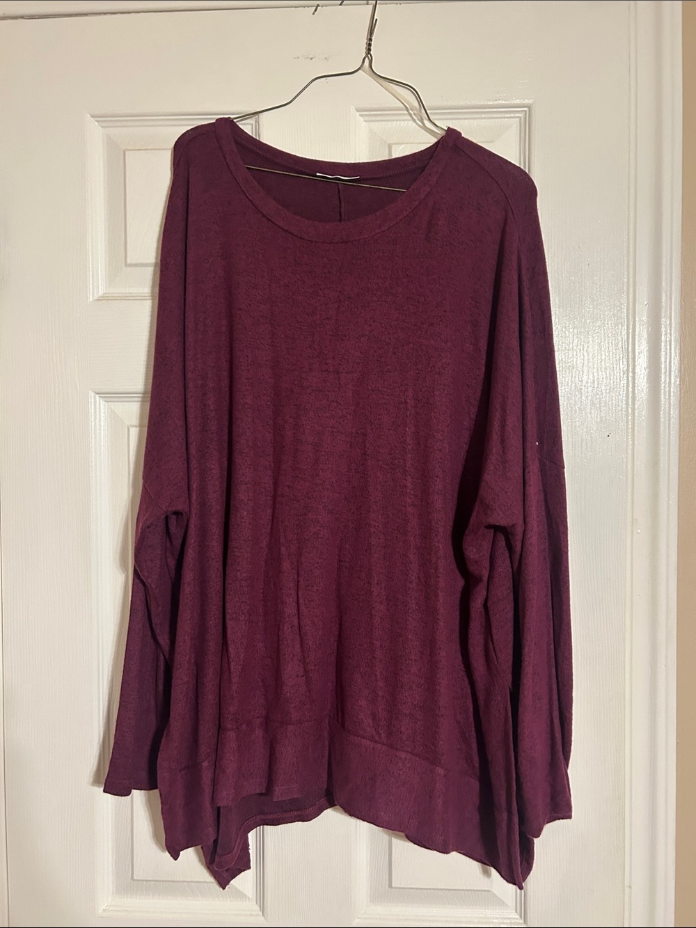 JODIFL Relaxed Scoop Neck Long Sleeve Top - Plum